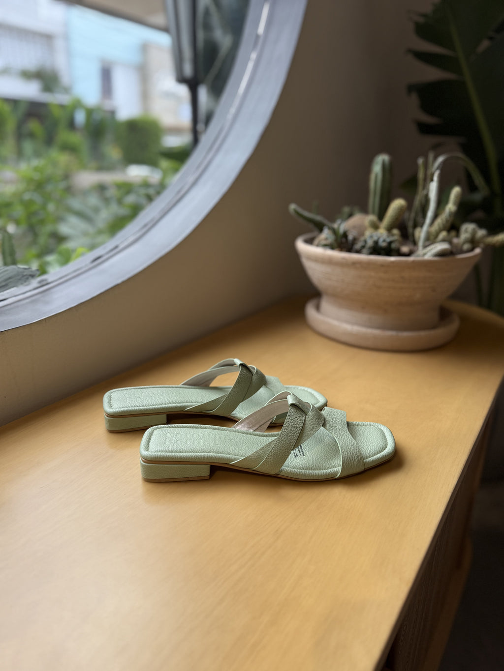 Sandalia Plana Oliva